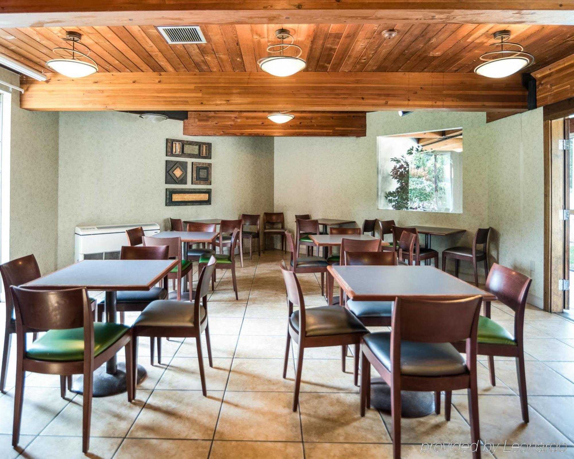 Rodeway Inn Грінфілд Екстер'єр фото